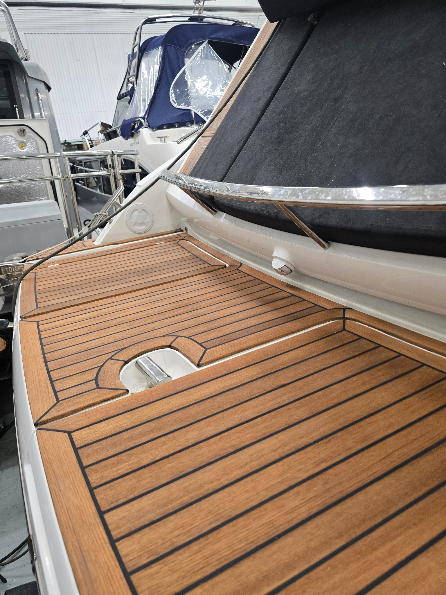 Oljet teak etter behandling